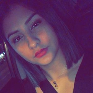 Meet your Posher, Claudia